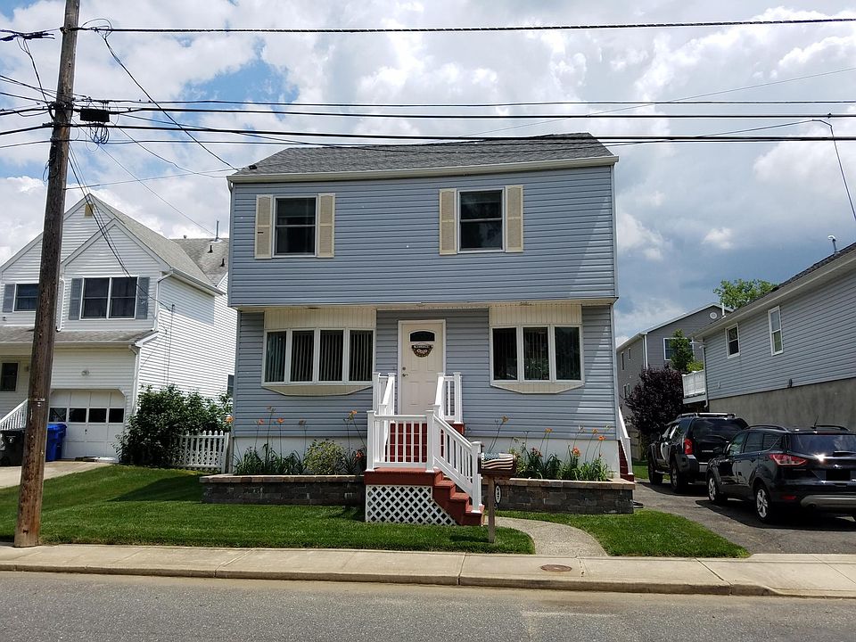 1st image of 647 Monmouth Ave