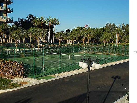 3rd image of 1582 Gulf Blvd APT 1204