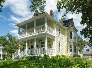 826 2nd St, Hudson, WI 54016