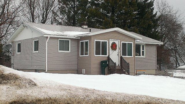 1st image of 19 Hillsdale Ter