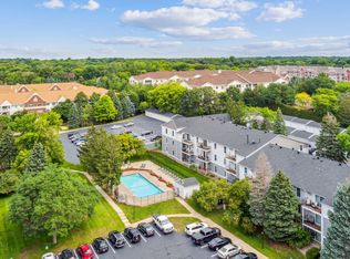 7675 142nd St W APT 202, Apple Valley, MN 55124