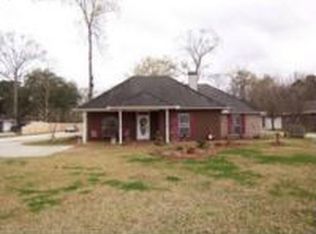 13473 J D Broussard Rd, Gonzales, LA 70737