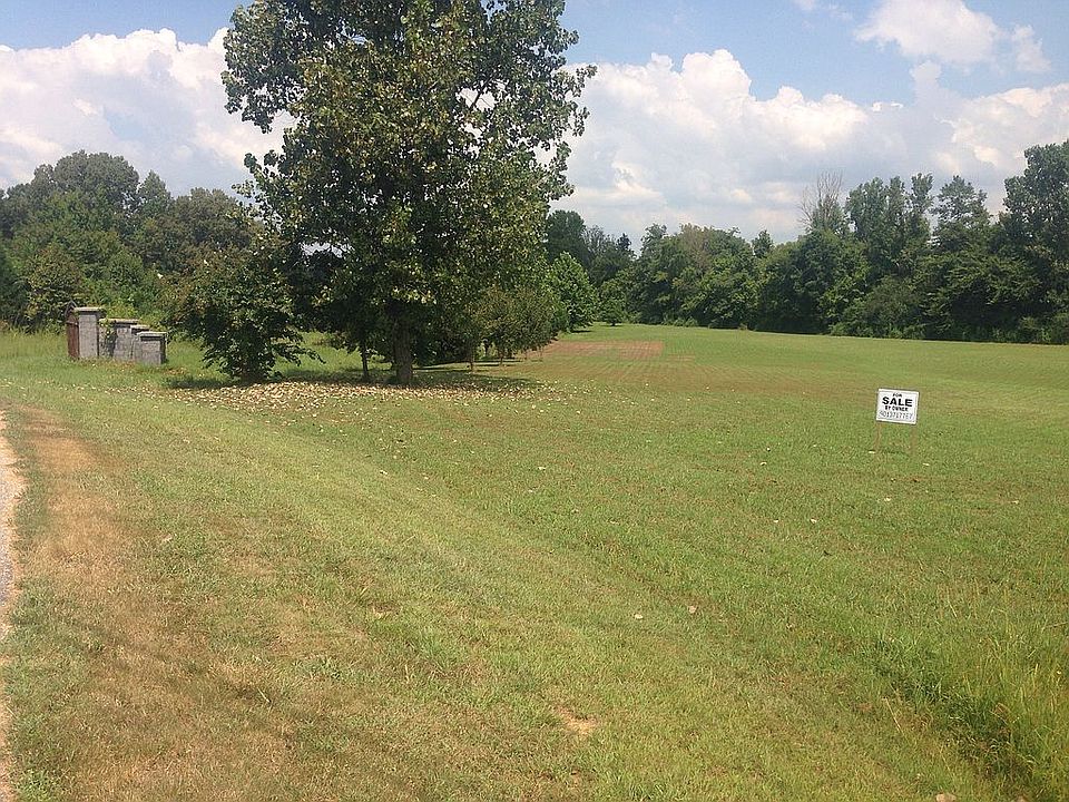 1st image of 90 Crooked Creek Cv