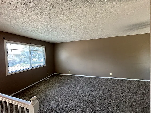 3 bed, 1450 sqft, $2,200 — Photo 4