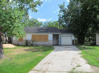 1510 Briarwood Dr, Pasadena, TX 77502