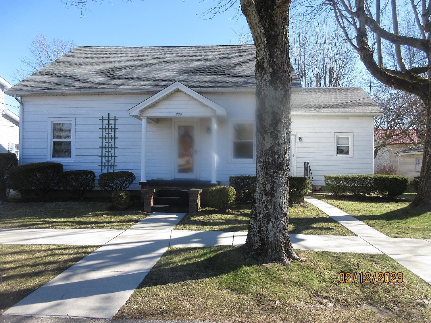 228 S Main St, Versailles, IN 47042 MLS 198708 Zillow