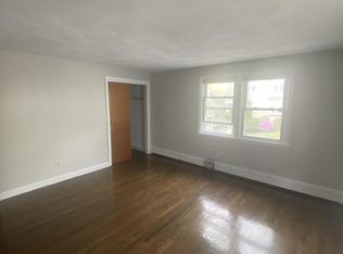 19 Warwick Rd #2B, Watertown, MA 02472