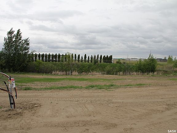 4th image of 1300 Aaron Drive