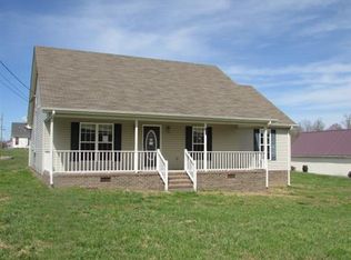 26 Fox Wood Dr, Fayetteville, TN 37334
