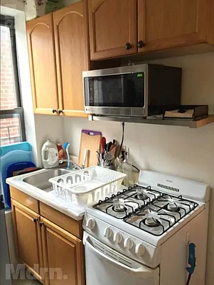 Rented by Mdrn Residential | media 15