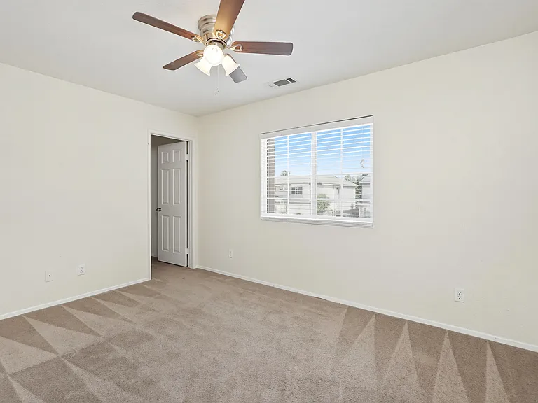 3627 E Avenue H10 — Photo 6