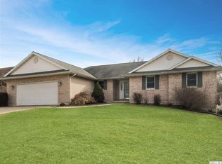 1038 Westwood Dr, Quincy, IL 62305
