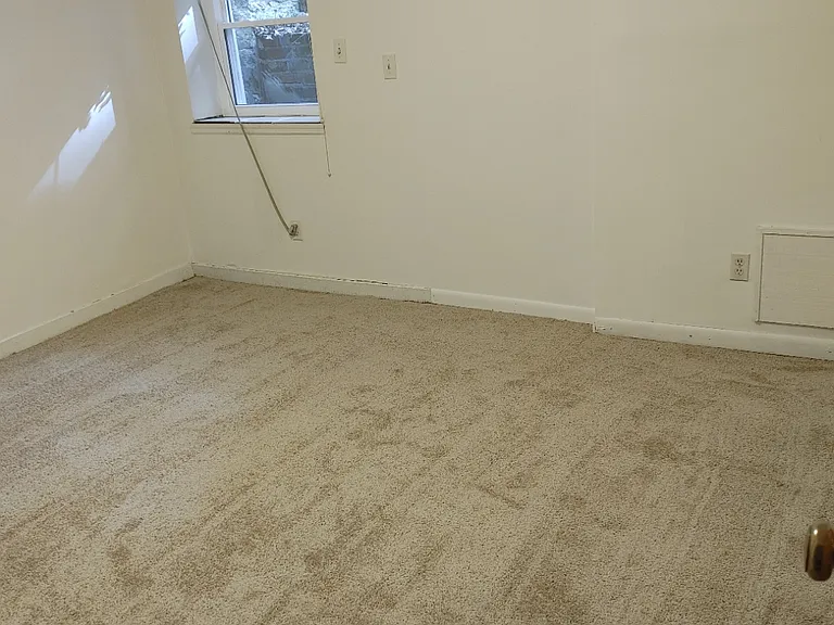 2116 Saint James Ave #1 — Photo 3