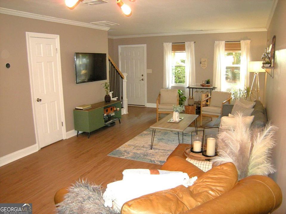 1st image of 125 N River Dr Unit C