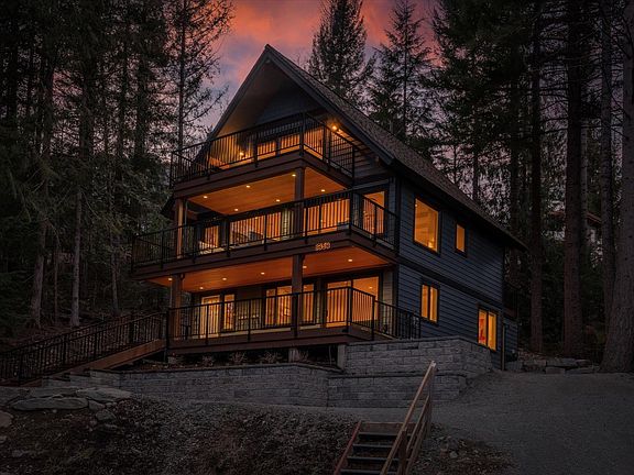 3rd image of 8353 Rainbow Dr