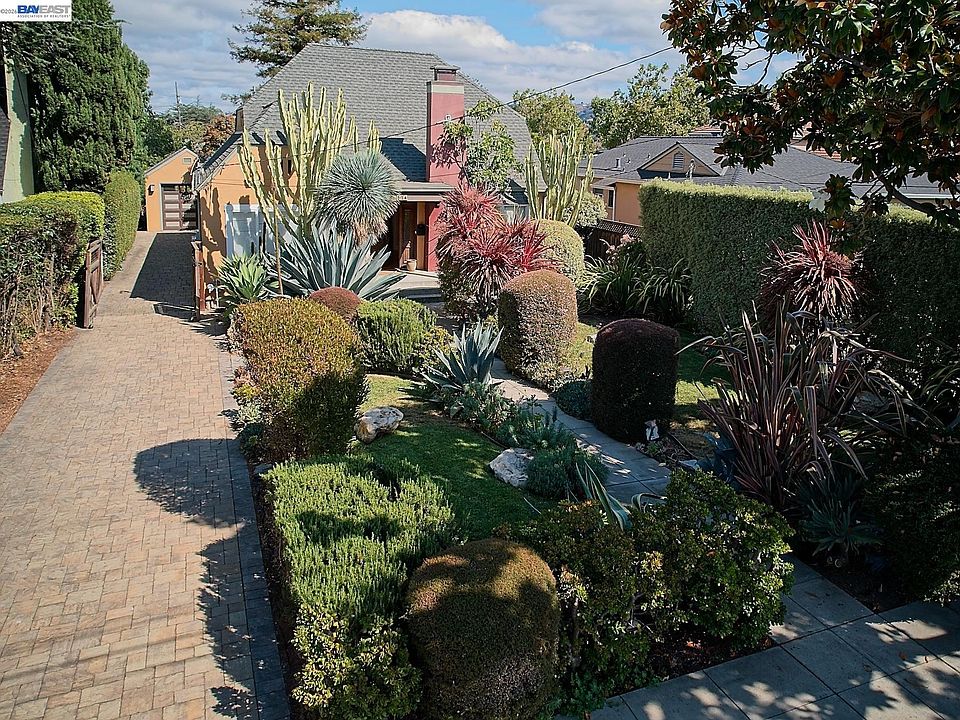 1st image of 574 Broadmoor Blvd