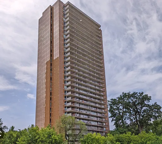 1 Evergreen Pl — Photo 1