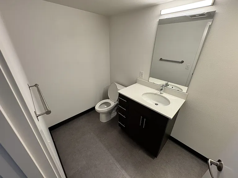 Mysa Apartments — Photo 30