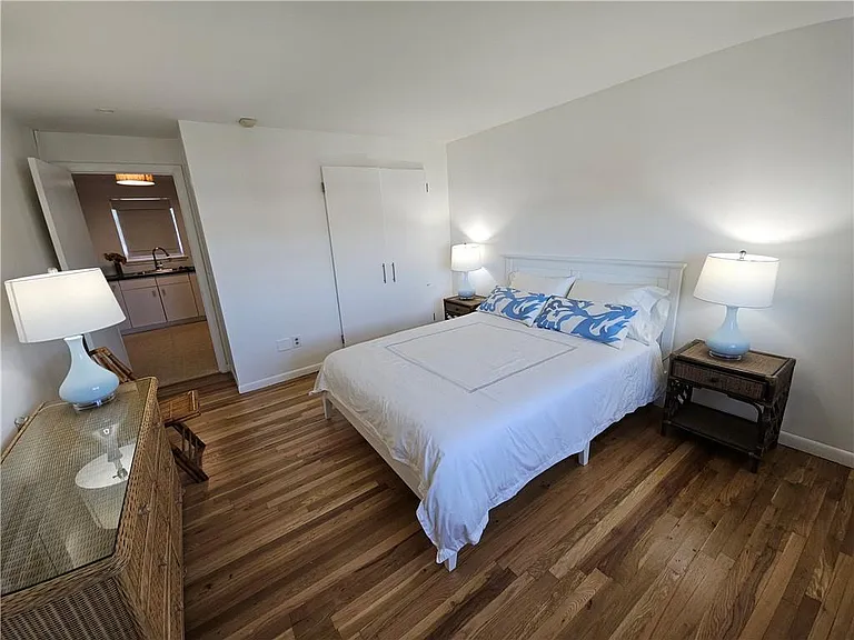 70 Carroll Ave #1004 — Photo 28