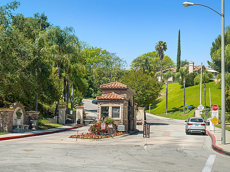 3679 Calle Joaquin — Photo 22