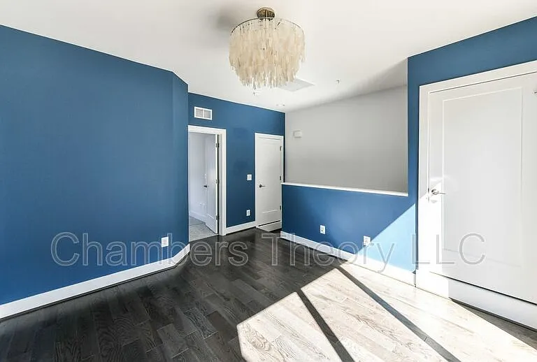 1868 Michael Faraday Dr — Photo 25