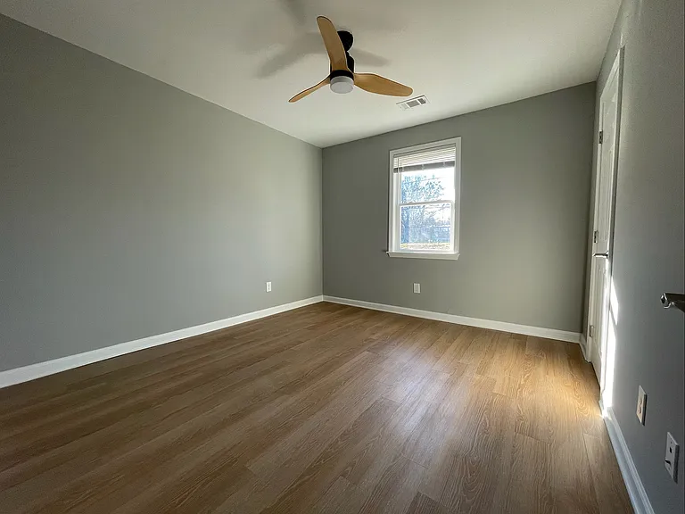3669 MLK — Photo 14