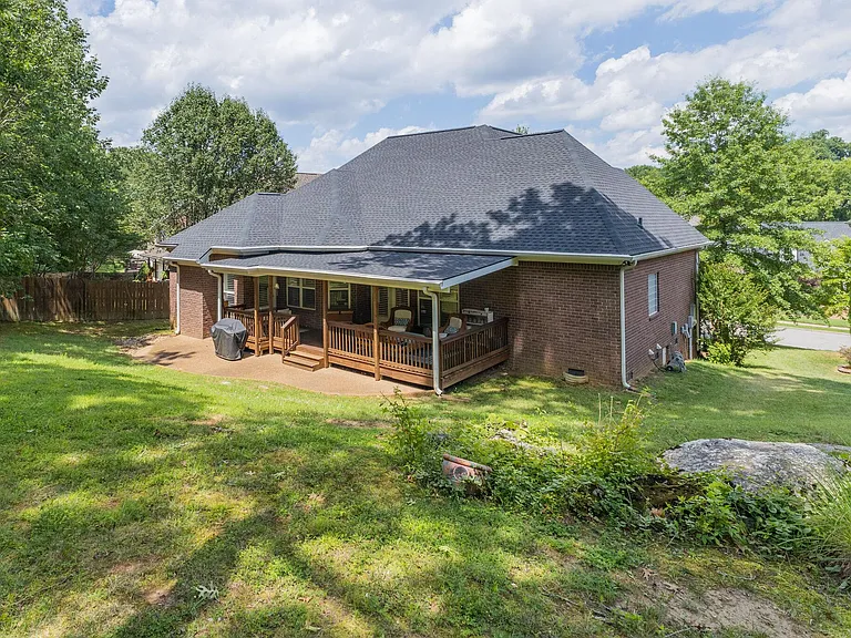 2077 Sherbrooke Ln — Photo 40