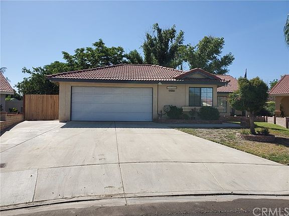 2nd image of 26706 Syracuse Ct