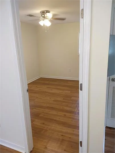 693 Dalvigney St NW — Photo 13