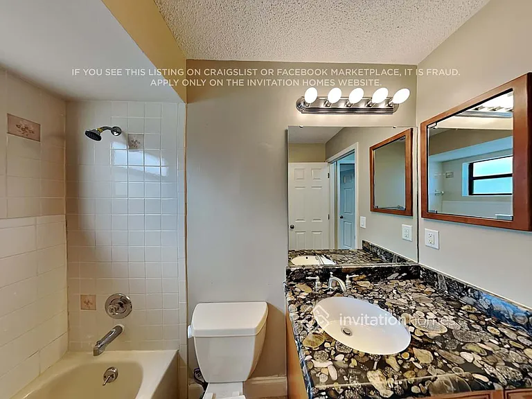 2297 Cork Oak St E — Photo 18