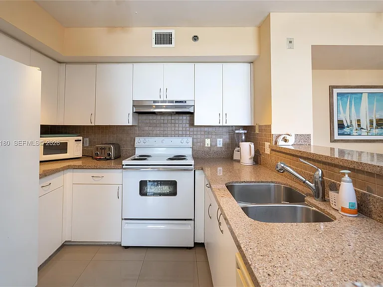 19601 E Country Club Dr #7606 — Photo 9