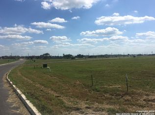 737 N Dickson St, Poth, TX 78147