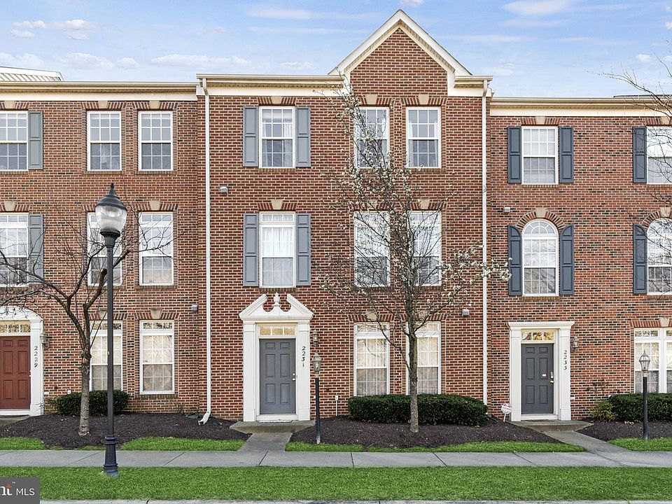 1st image of 2231 Potomac Club Pkwy