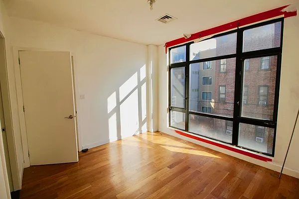 Rented by True Real Estate Group | media 7