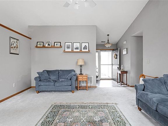 4th image of 134 Brixton Woods West Dr