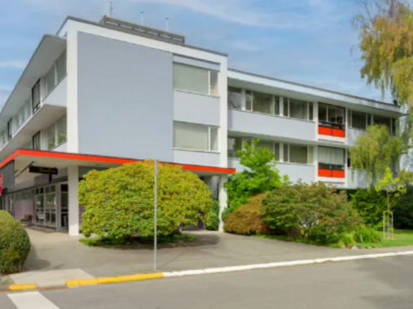 2544 Dunlevy St #35-V8, Oak Bay, BC V8R 5Z2