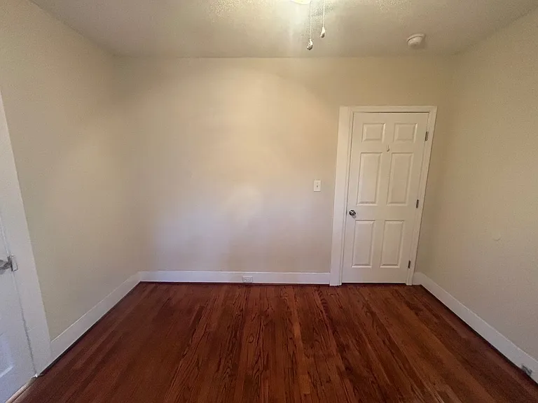 1506 Charlton St — Photo 24