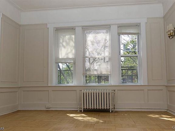 5th image of 11 Seymour St APT 8