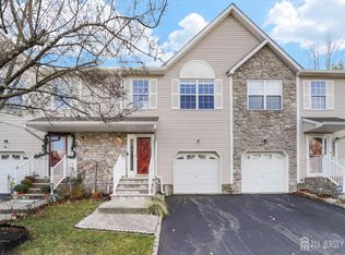 13 Jill Ct, Somerset, NJ 08873