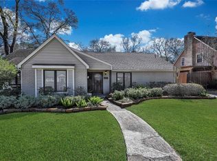 2327 Blue Water Ln, Houston, TX 77018