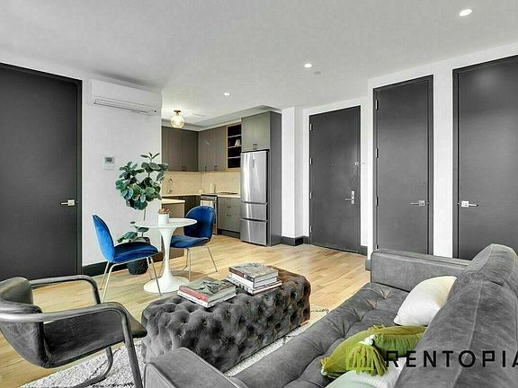 2nd image of 535 Franklin Ave #5R