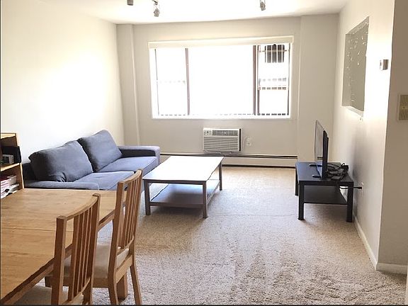 5th image of 505 Central Park Ave APT 506