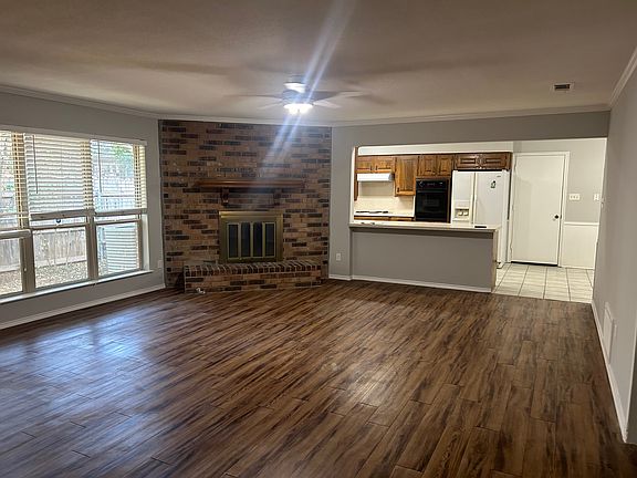 4th image of 403 Frankie Ln #Na