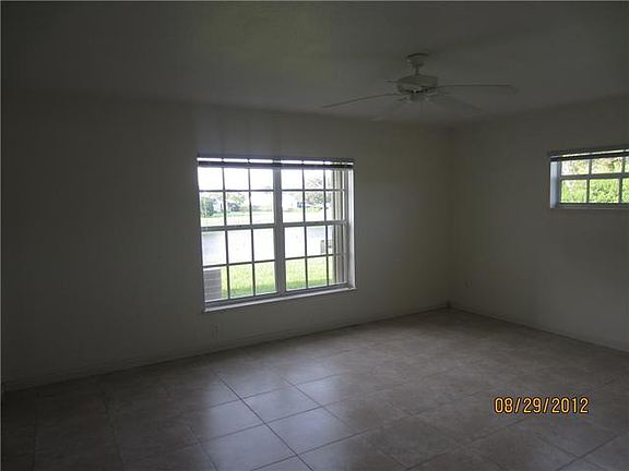 5th image of 2172 SE Wild Meadow Cir