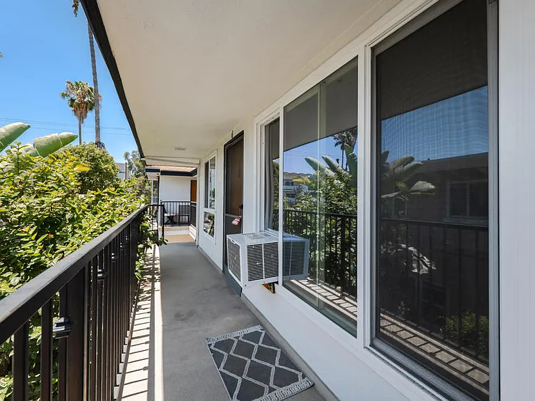 1736 N Normandie Ave #6 — Photo 16