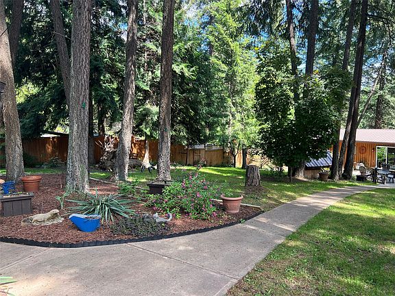 5th image of 1352 Demster Rd