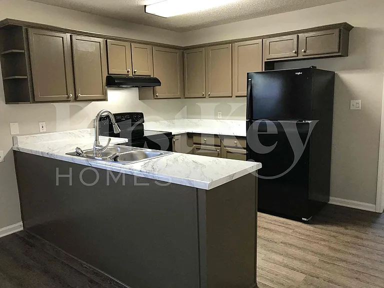 182 Cedar Bend Dr — Photo 4