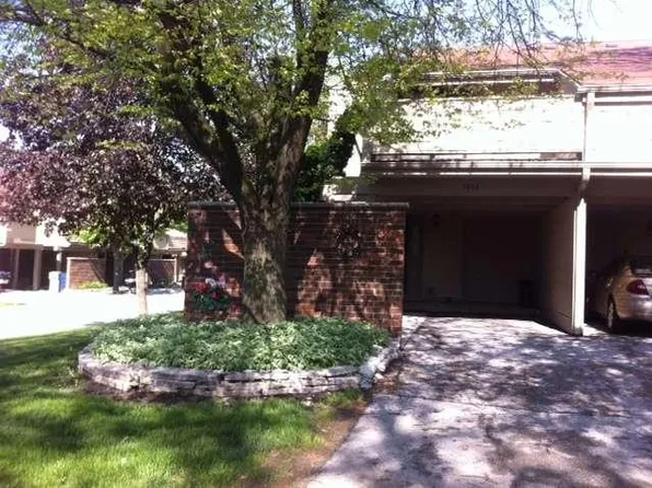 5668 S 27th St #1, Milwaukee, WI 53221