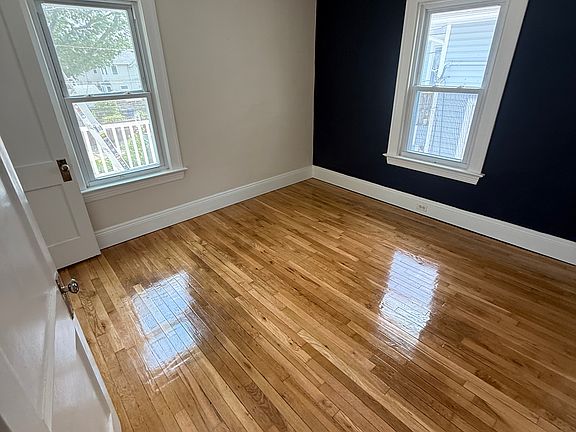 2nd image of 1267 Jackson Ave #2