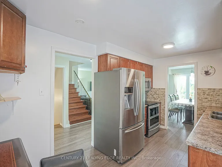 29 Junewood Cres #UPPER — Photo 9